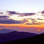 畚岳山頂からの夕暮れ